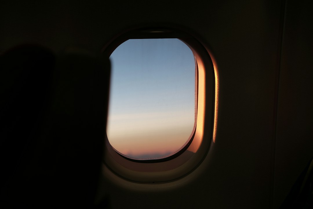 Nubes vistas desde la ventanilla de un avión